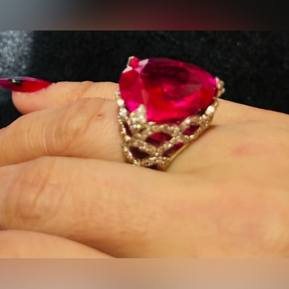 Charles Winston Ruby Pear CZ Sterling Silver Ring - Size 7 EUC - Picture 3 of 10